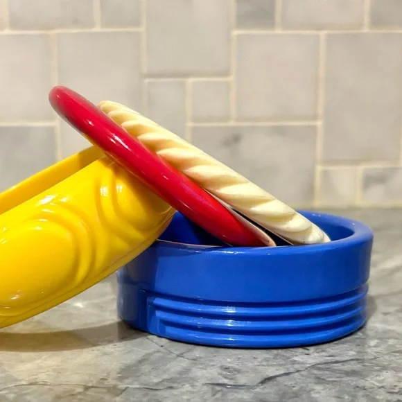 Vintage Colourful Plastic Bangle Bracelet Set - set of 4 - Picture 5 of 5